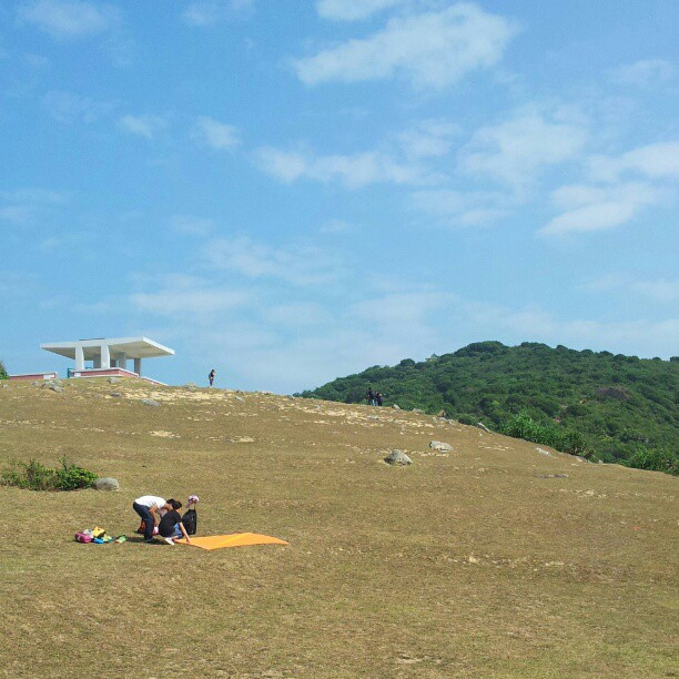 Campers setting up on Tap Mun. #hongkong