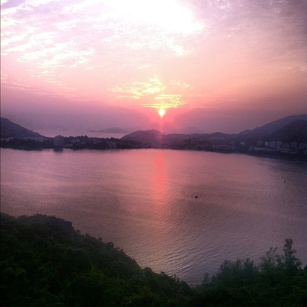 Sunset over Tai Tam Bay. #hongkong