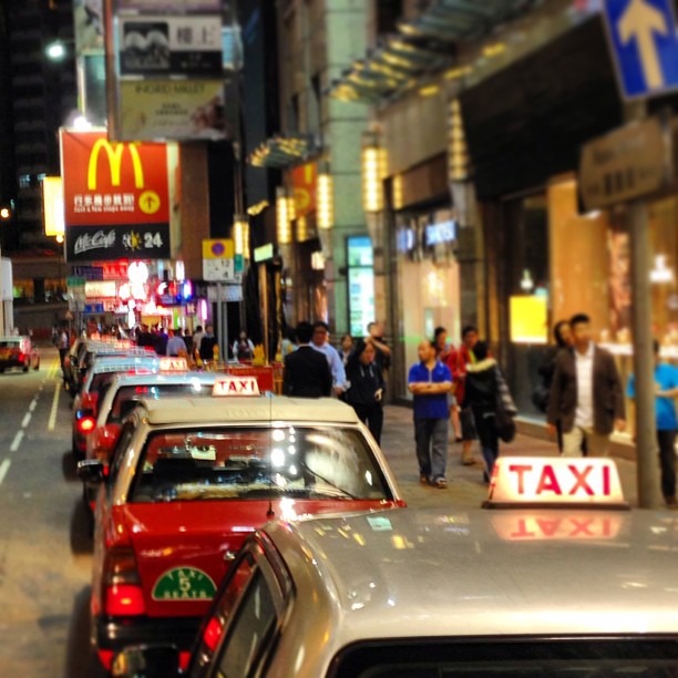 #taxi queue in #causewaybay #hongkong. #hkig