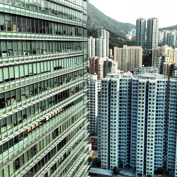 #urban #landscape - a sea of #buildings in #hongkong