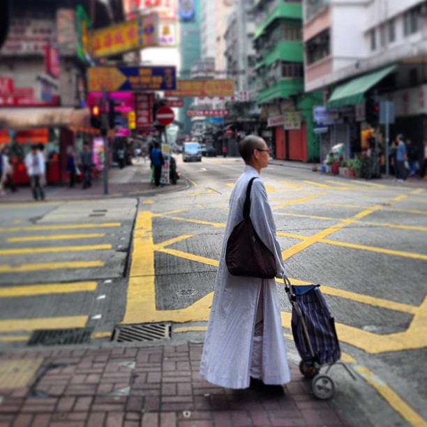 A #buddhist #nun goes #shopping in the #mongkok #evening. #hongkong #hk #hkig