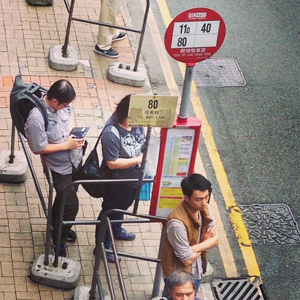 Everyday life in #hongkong - #waiting for the #bus. #hk #hkig