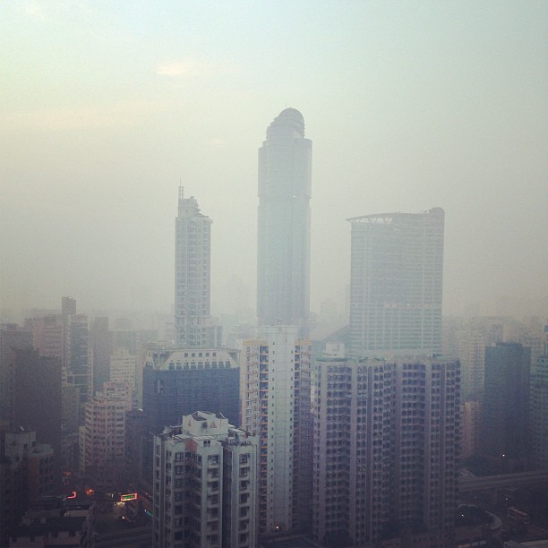 Just another #hongkong #morning. So much air #pollution. #hk #hkig