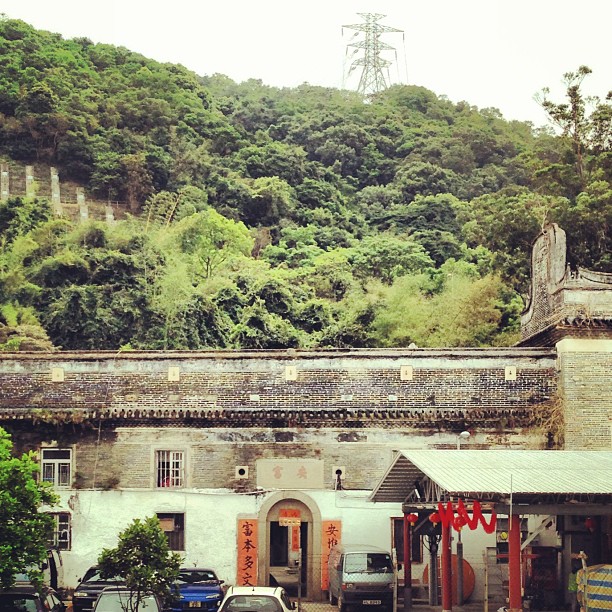 Still in use is the #walled #village of Tsang Tai Uk in #shatin #hongkong. #hkig