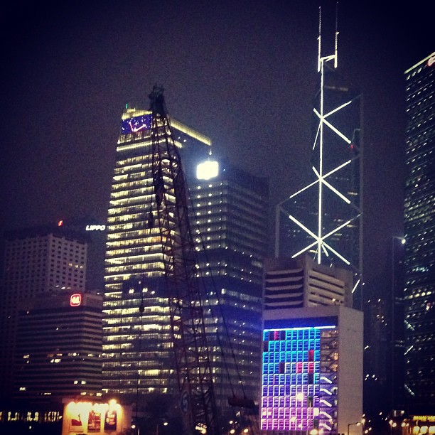 The #symphony of #lights show in #hongkong lights up all the #buildings. #hk #hkig