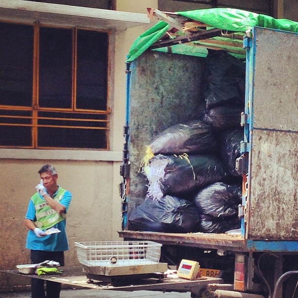 #garbage #recycling in #hongkong. #hk #hkig