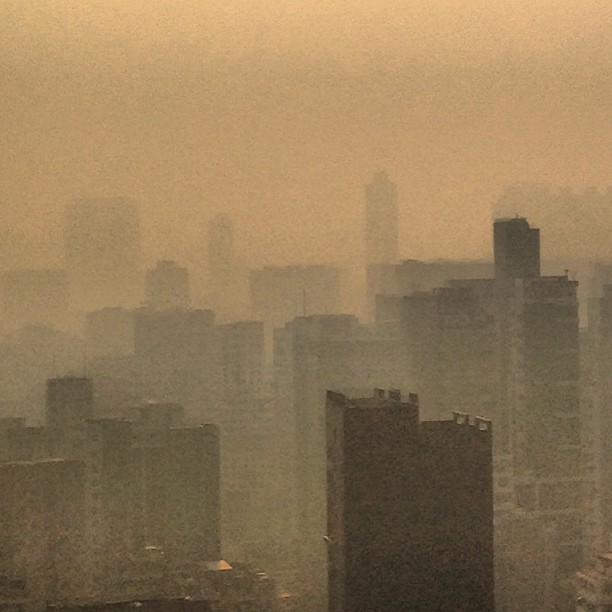 #hongkong #city smothered in #smog. #hk #hkig