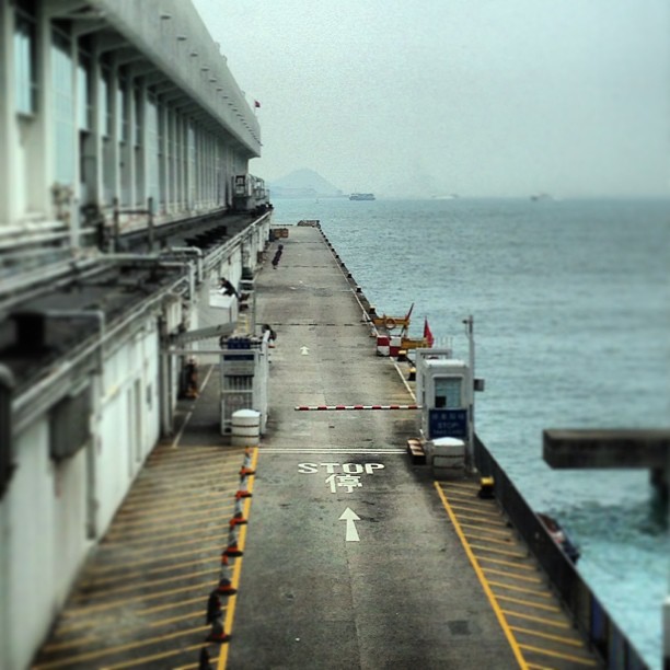 #stop - a #runway into the #sea. #hongkong #hk #hkig