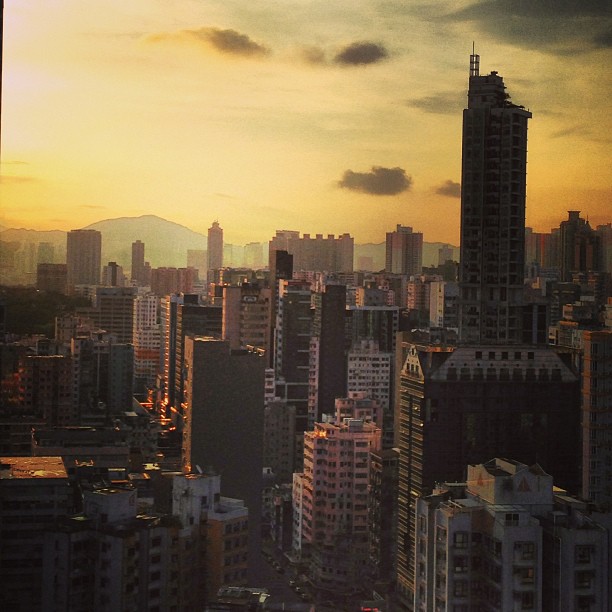 Good #morning #hongkong. A lovely #sunrise after an entire day if rain. #hk #hkig