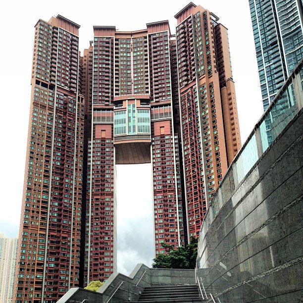 The #arch. A wonder of #apartment #building #architecture. #hongkong #hk #hkig