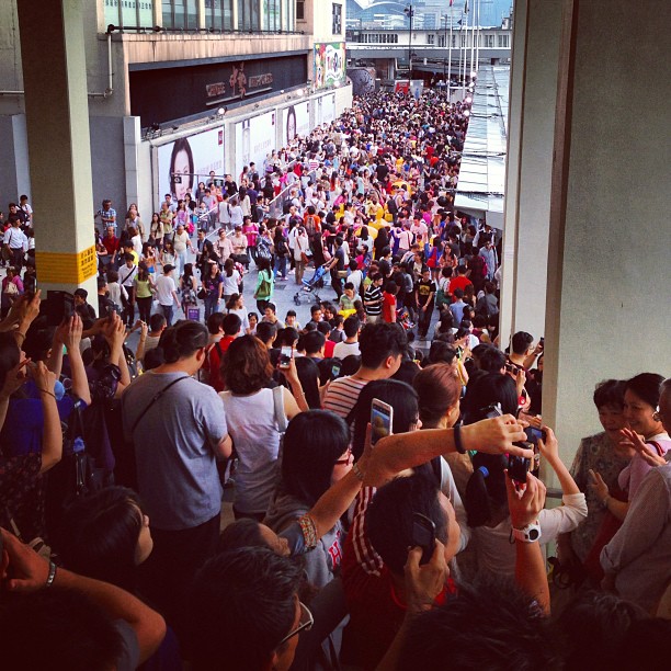 Whoa crazy #crowd of #people! Just to see a rubber duck. #hongkong #hk #hkig