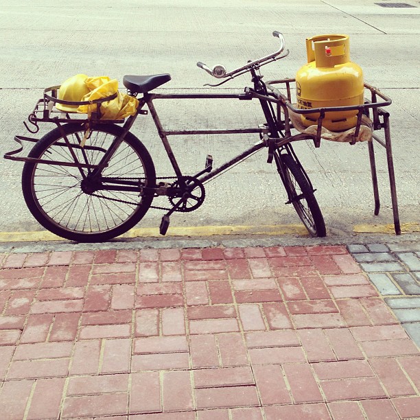 #gas #delivery #bicycle. #hongkong #hk #hkig