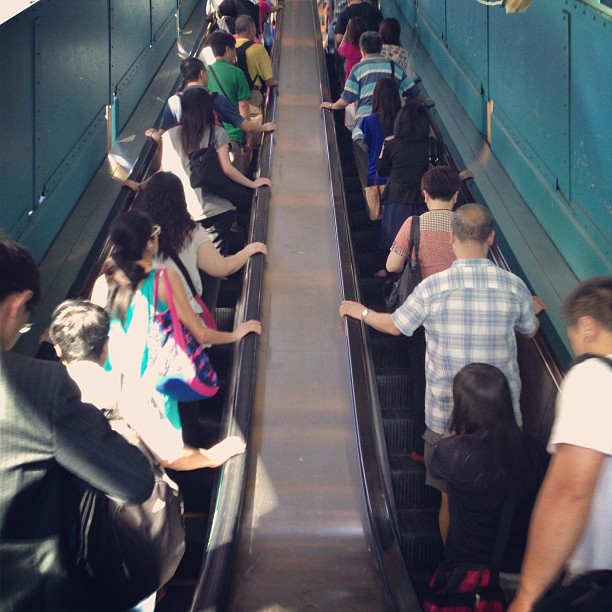 The #morning #commute - #escalator rush. #hongkong #hk #hkig