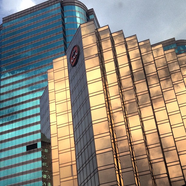 #gold and #green #glass #buildings in #tsimshatsui. #hongkong #hk #hkig