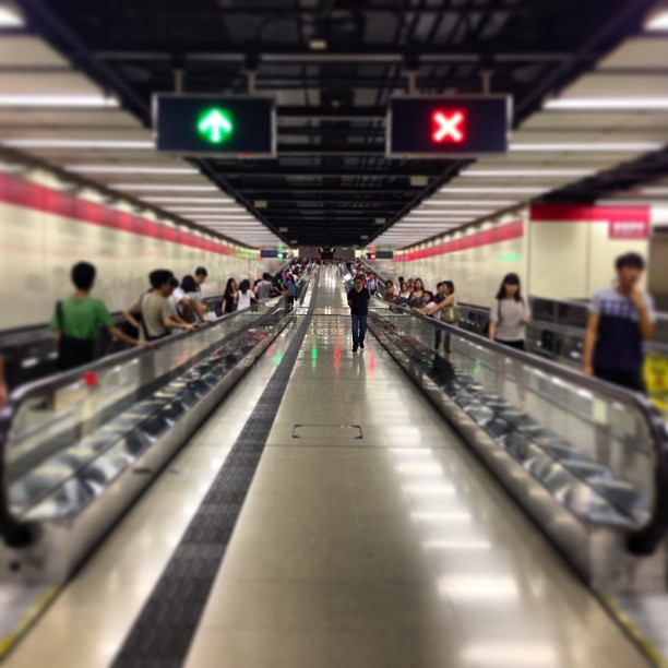 #perspective - the #labyrinthine interconnects at the #tsimshatsui and east TST #mtr #station are super long and confusing. #hongkong #hk #hkig