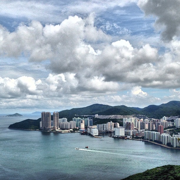 A view of #chaiwan on #hongkong #island as seen from #devilspeak. #hiking #hk #hkig