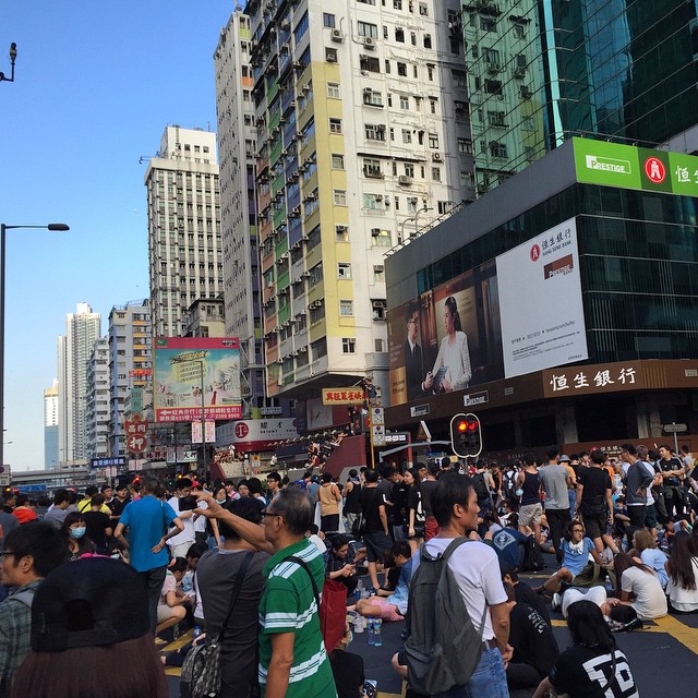 The junction of # NathanRoad and #ArgyleRoad in #Mongkok is occupied by #OccupyHK #protesters. #HongKong #hk #hkig