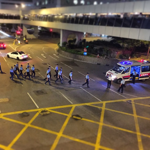 #police at the junction of #PedderStreet and #ConnaughtRoad which protesters just tried to unsuccessfully occupy. #HongKong #hk #hkig #OccupyHK