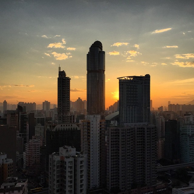 My final #sunrise in #Mongkok for 2014. It's a lovely #morning. See you in 2015! #HongKong #hk #hkig