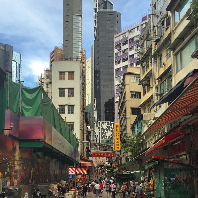 #summer #evening in #Central #HongKong . #buildings tower over the soon-to-be-removed #GrahamStreetMarket. #HK #hkig #streetmarket #market #GrahamStreet