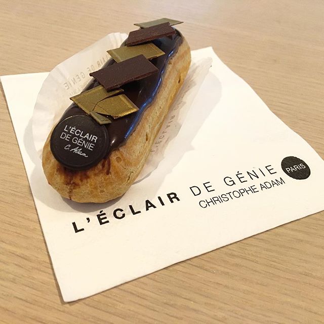 A #Chocolate #eclair from #ChristopheAdam's #LeEclaireDeGenie in #PacificPlace mall in #HongKong. #HK #hkig #chocolateeclair