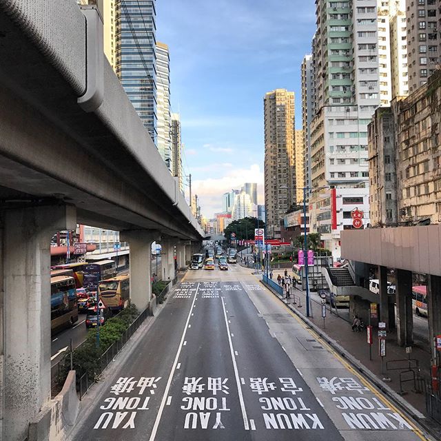 Good #morning, #KwunTong! #HongKong is clear and blue again after weeeeeeeeks of grey skies. #hk #hkig