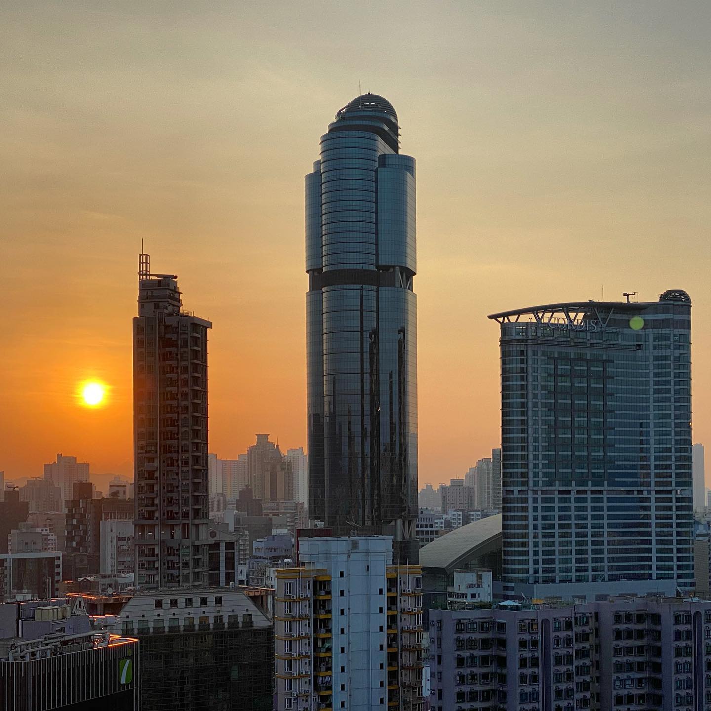 sunrise on a cool autumn dawn. mongkok langhamplace hk hkig hongkong