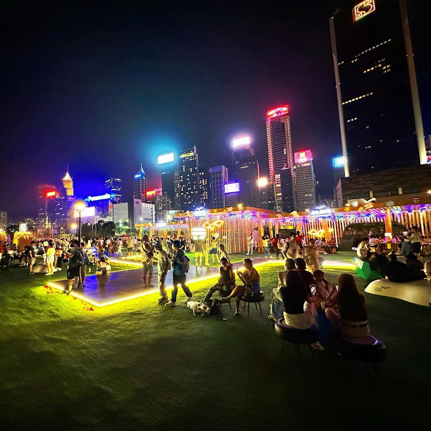 NightVibesHongKong at the WanChai Promenade. hk hongkong hkig