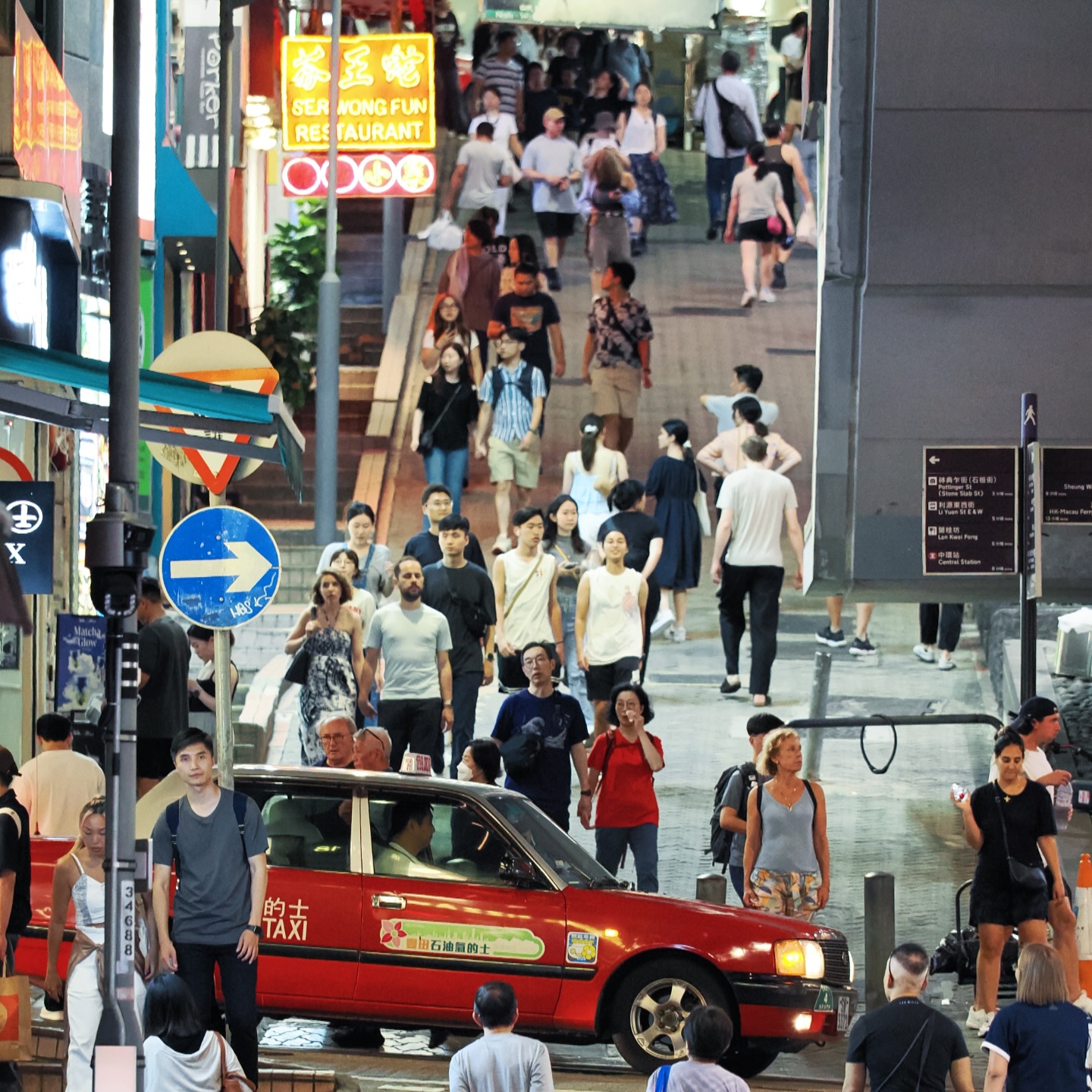 Central, Hong Kong, on a Saturday night. hongkong hk hkig